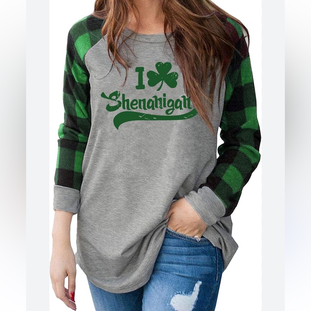 Women St. Patty's Day Long Sleeve T-Shirt I Love Shenanigans Green Small